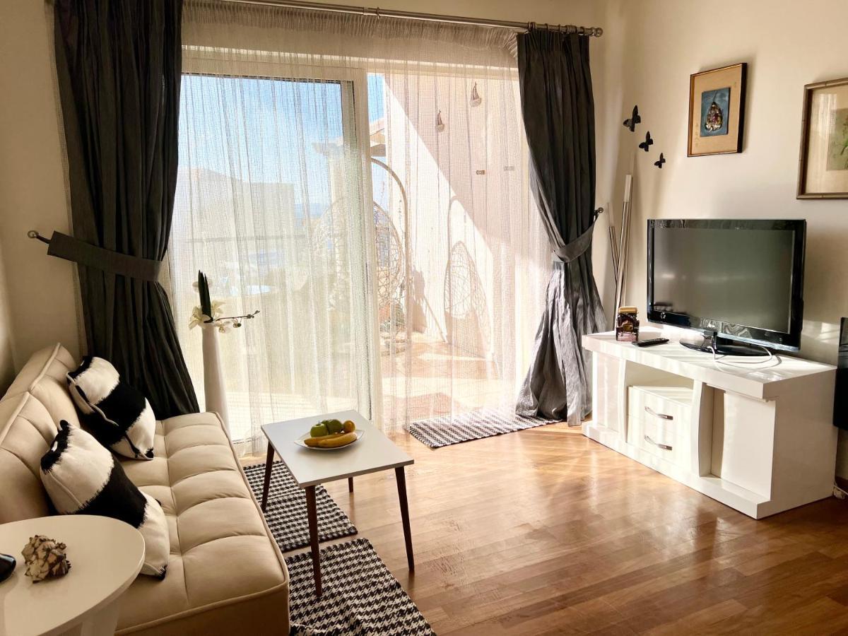 Odyssey Beach Front Apartment 干尼亞 外观 照片